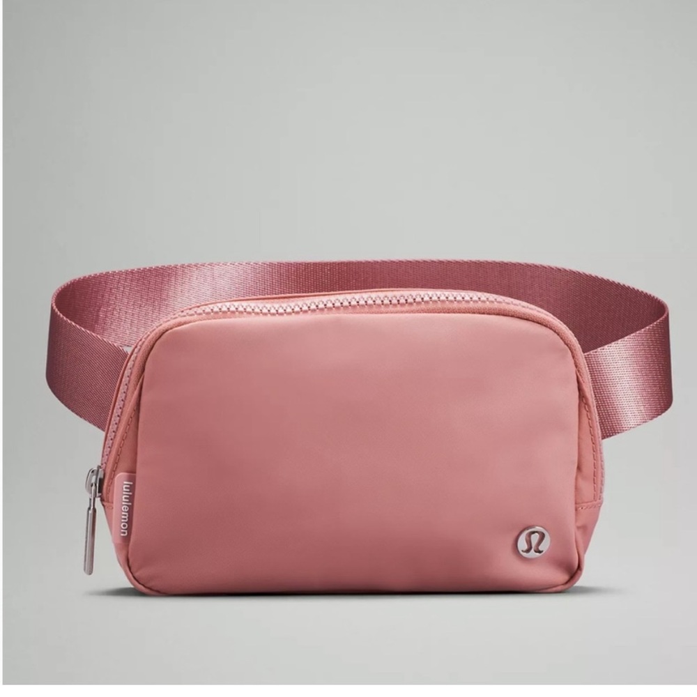 Everywhere Belt Bag